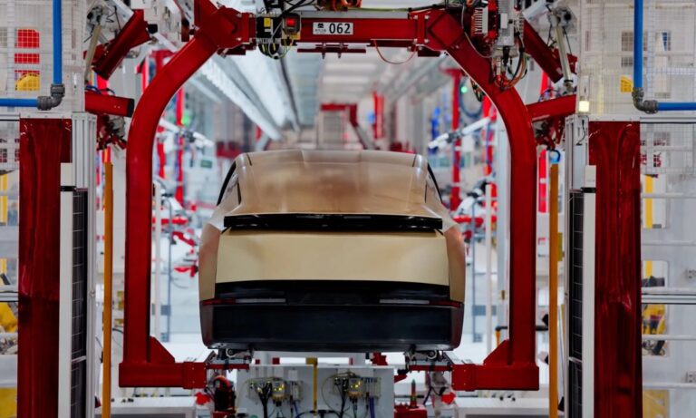 Tesla Cybercab production officially begins at Gigafactory Texas in april 2026